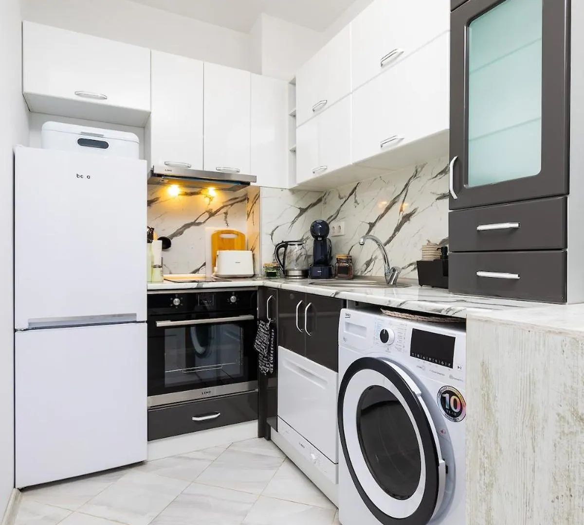 Fancy Studio With Private Parking In New Building Plovdiv Apartment