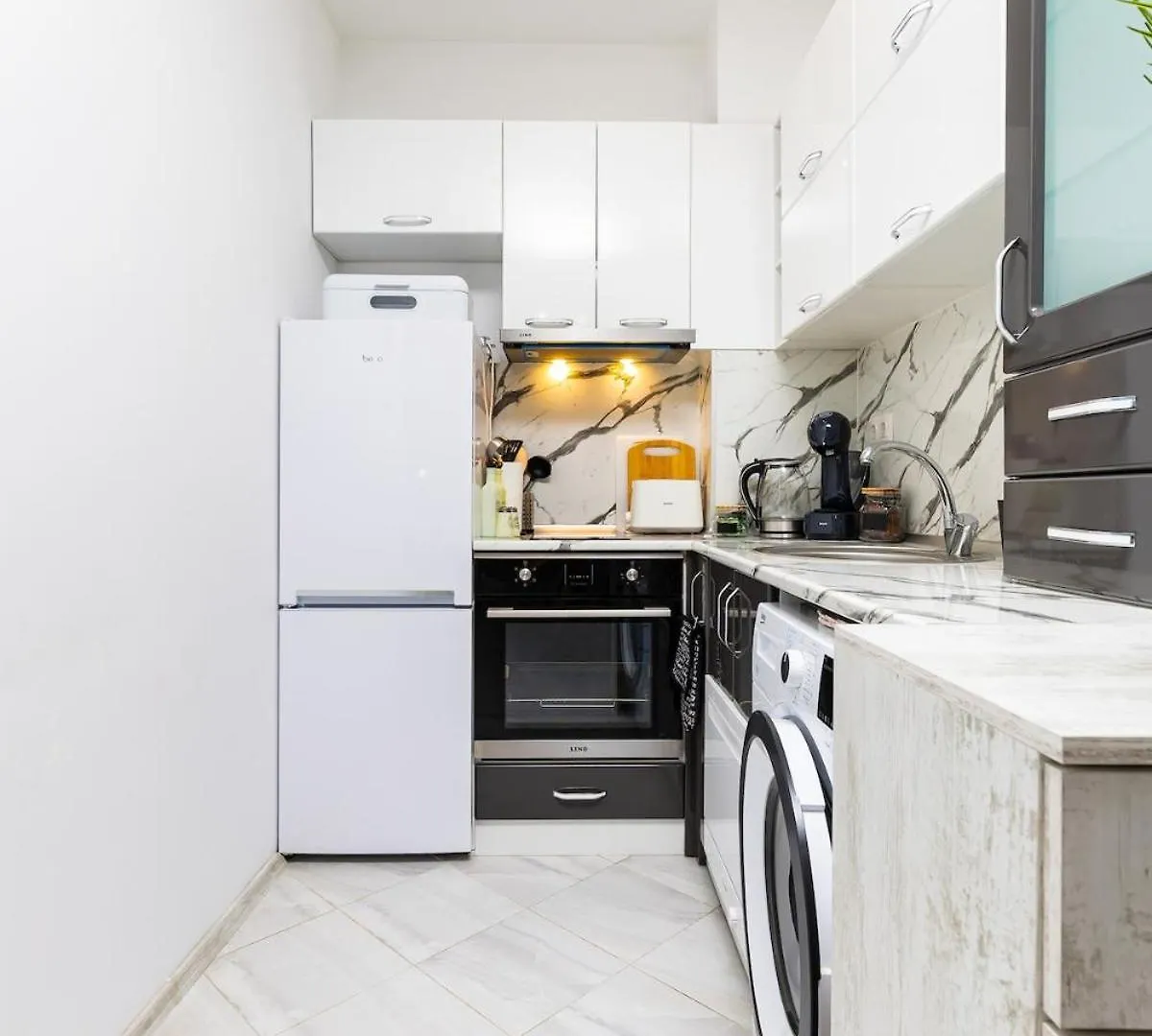 Apartment Fancy Studio With Private Parking In New Building Plovdiv
